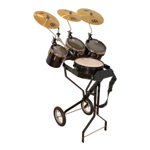 Schlagzeugwagen mit Snare, 3 Toms, Hi-Hat Halterung, 3 Becken