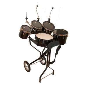 Schlagzeugwagen mit Snare, 4 Toms, Hi-Hat Halterung, 2 Beckenhalter