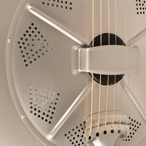 Gold Tone Paul Beard Resonator Gitarre mit Metallkorpus Bild 2