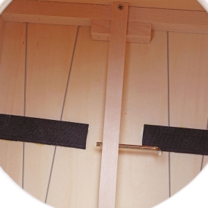 Stagg Kinder Cajon mit R�ckenlehne Frontplatte rot Bild 3