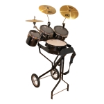 Schlagzeugwagen mit Snare, 3 Toms, 1 Hi-Hat, 2 Becken