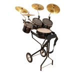 Schlagzeugwagen mit Snare, 3 Toms, 1 Hi-Hat, 3 Becken