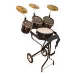 Schlagzeugwagen mit Snare, 3 Toms, Hi-Hat Rosette, 3 Becken