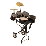 Schlagzeugwagen mit Snare, 4 Toms, 1 Hi-Hat, 1 Becken