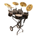 Schlagzeugwagen mit Snare, 4 Toms, 1 Hi-Hat, 4 Becken
