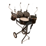 Schlagzeugwagen mit Snare, 4 Toms, Hi-Hat Halterung, 4 Beckenhalter