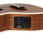 Stagg e-Akustische Konzert Ukulele mit Decke aus Sapele Bild 5